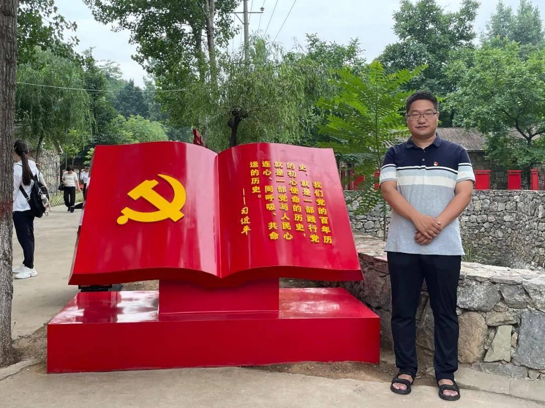 男生觉得感情被消磨了想分手，女生很珍惜这段，怎么挽回？游戏画面
