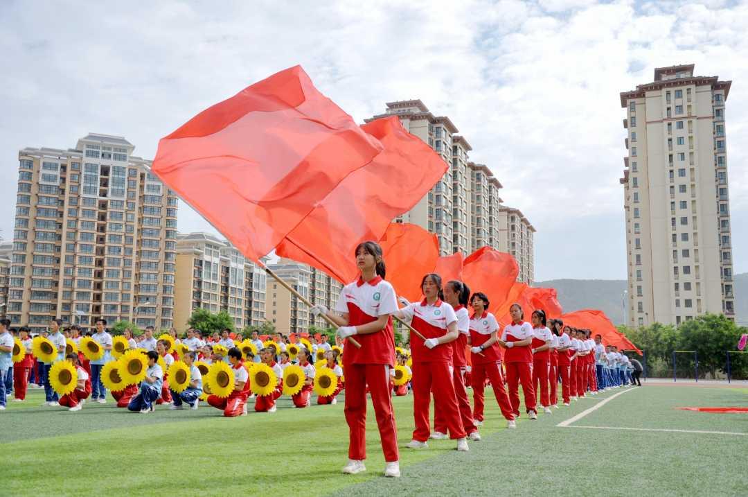 古怪巫师逃离村庄