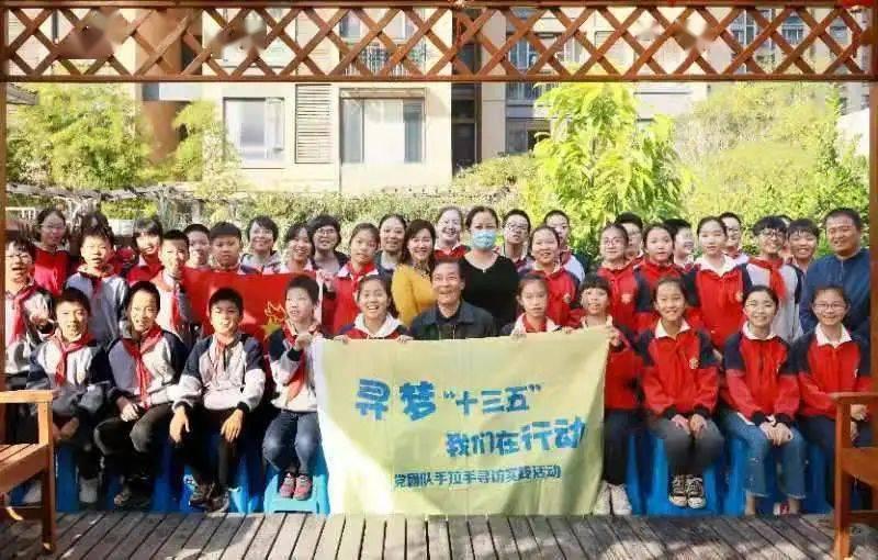 作为大学生你的恋爱观是怎样的？游戏画面